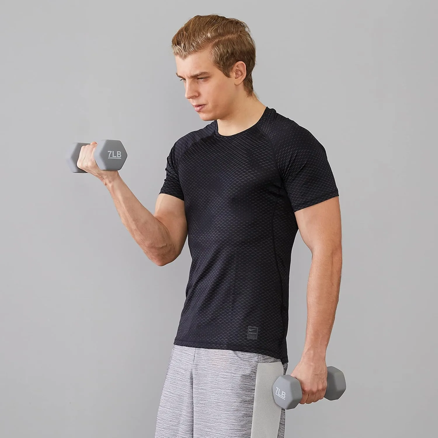 Amazon Basics Neoprene Dumbbell Hand Weights for Exercise and Muscle Toning